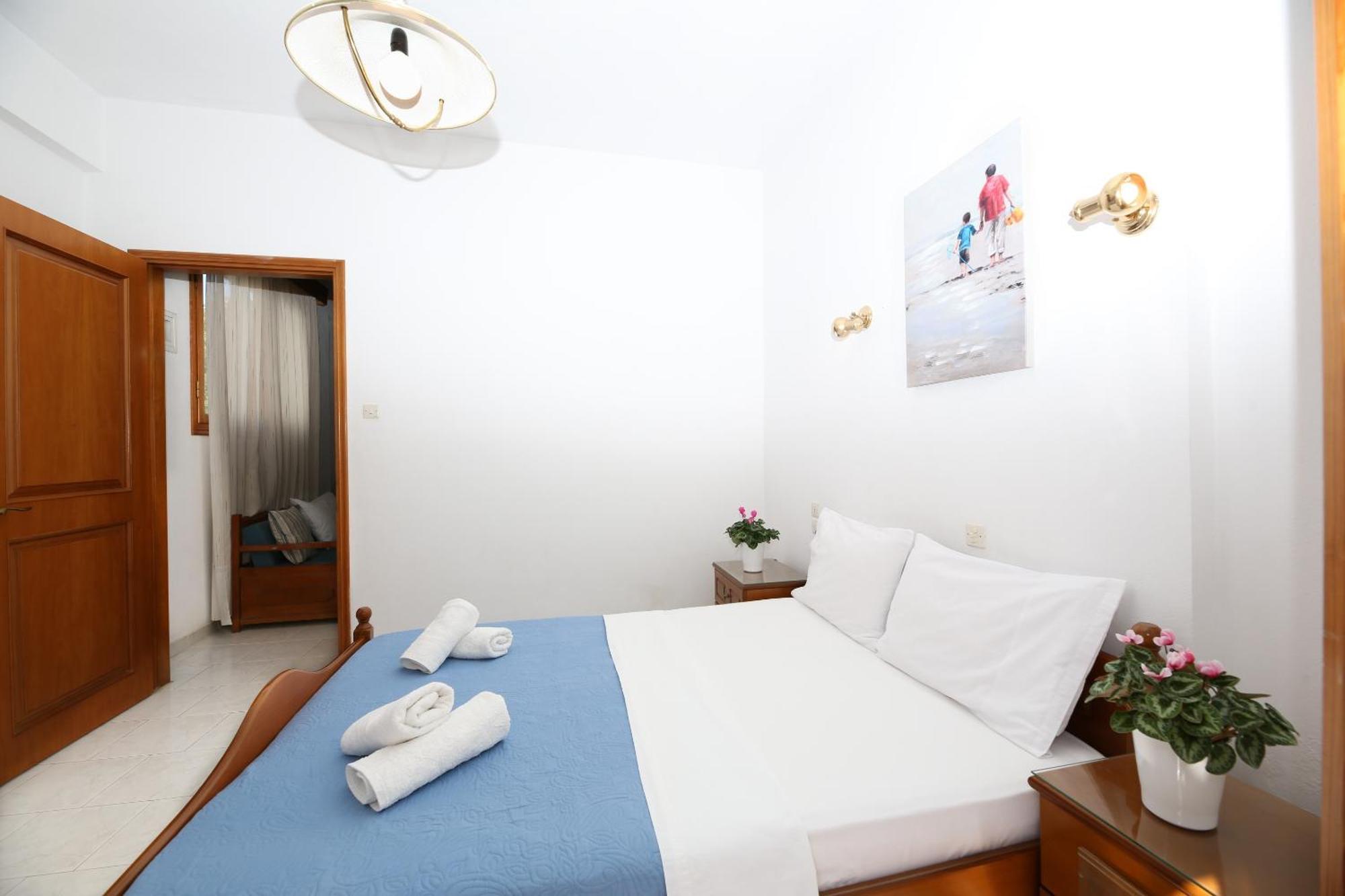 Okeanis Apartments Кала Нера Екстериор снимка